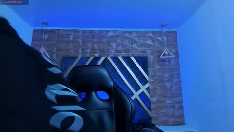 Snapshot of ian_castillo_ chatting on 02.21.26 IAN CASTILLO online show from 02.21.26