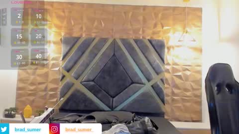 Snapshot of ian_castillo_ chatting on 02.28.26 IAN CASTILLO online show from 02.28.26