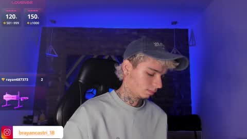 Snapshot of ian_castillo_ chatting on 03.05.26 IAN CASTILLO online show from 03.05.26