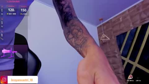 Snapshot of ian_castillo_ chatting on 03.07.26 IAN CASTILLO online show from 03.07.26