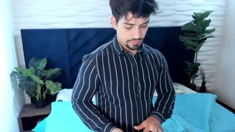 Ian Davis online show from 10.23.25