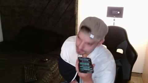 Ian Davis online show from 04.20.26