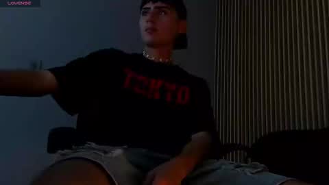 Snapshot of ian_diamond chatting on 01.15.26 Iam online show from 01.15.26