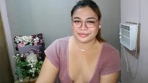 Snapshot of iana_whorexxx chatting on 02.01.25 iana online show from 02.01.25