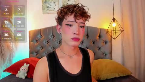 Snapshot of iangel_ chatting on 10.29.25 ian  online show from 10.29.25