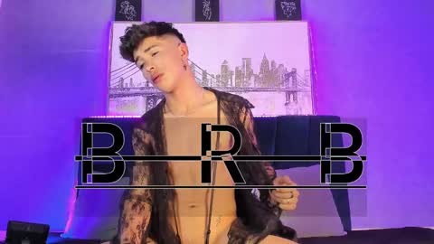 Snapshot of ianwayne_ chatting on 12.12.24 Andrew online show from 12.12.24