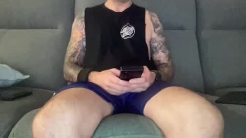 Snapshot of ic987 chatting on 01.04.25 ic987 online show from 01.04.25