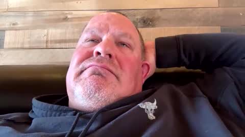icanmakeyousquirt69 online show from 04.27.26