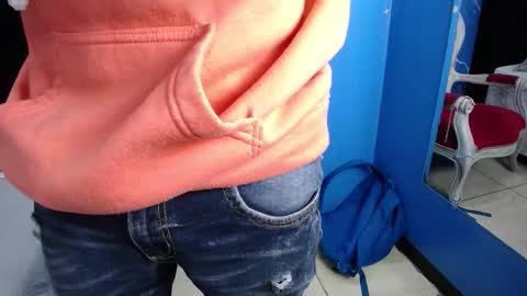 Snapshot of icaronoctur chatting on 02.11.26 IcaroNoctur online show from 02.11.26