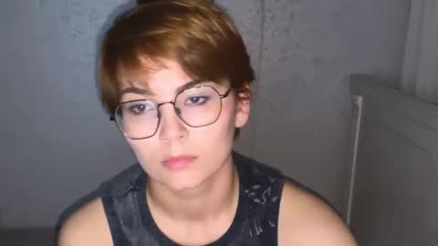 Snapshot of iceeheart chatting on 09.19.25 Ksenia online show from 09.19.25