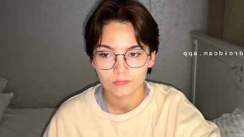 Snapshot of iceeheart chatting on 10.14.25 Ksenia online show from 10.14.25