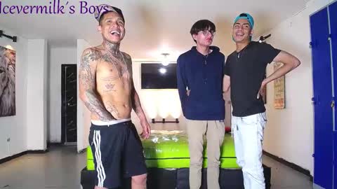 THOMAS AND DAMIAND online show from 02.02.26