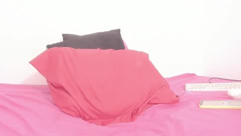 IckyXo online show from 02.07.25