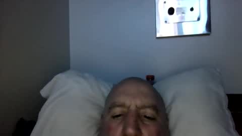 Snapshot of icumming chatting on 02.22.26 icumming online show from 02.22.26