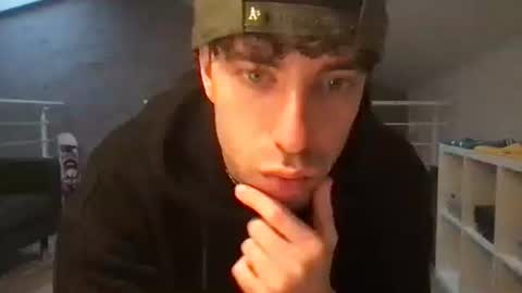 icyninesix online show from 12.22.24