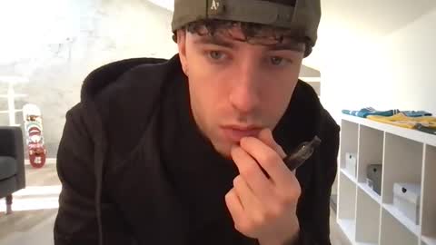 icyninesix online show from 12.26.24