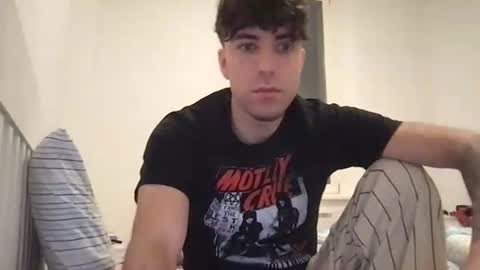 icyninesix online show from 01.23.25