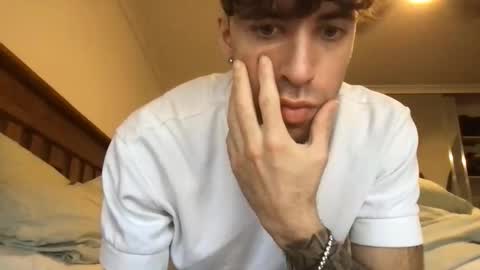 icyninesix online show from 02.18.25