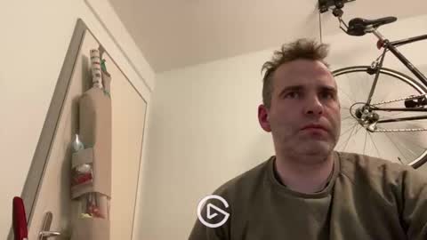 idontknowwhy1 online show from 01.14.25