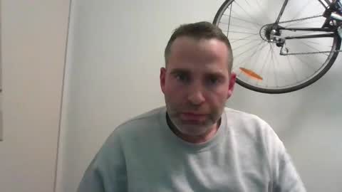 idontknowwhy1 online show from 02.11.25