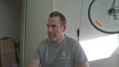 idontknowwhy1 online show from 11.21.25