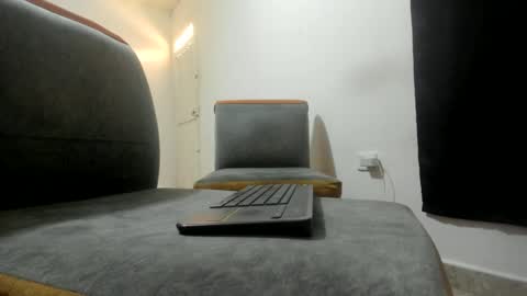 Snapshot of iham_28 chatting on 12.02.24 Iham online show from 12.02.24