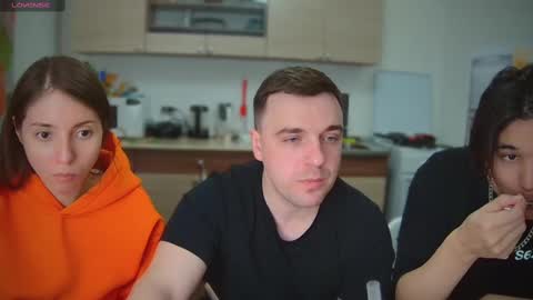 Julia and Mira online show from 02.20.25