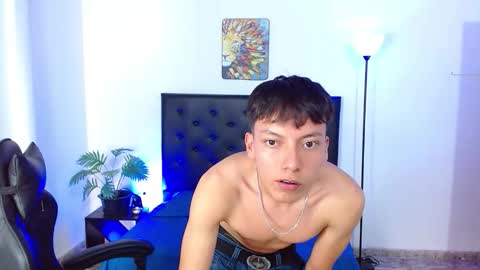 Snapshot of iiker18 chatting on 02.12.26 Iker online show from 02.12.26