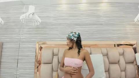 ikia lopez online show from 07.04.26