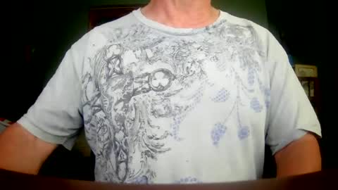 Snapshot of il_undercover chatting on 06.14.26 il_undercover online show from 06.14.26