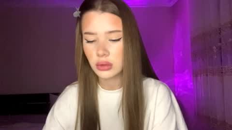 Asya online show from 10.19.25