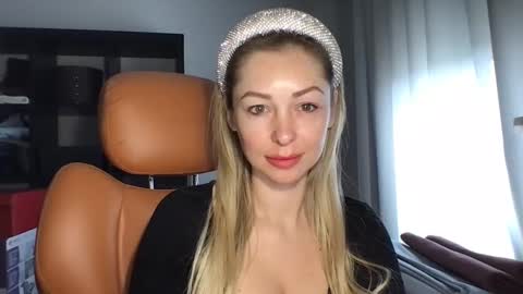 Snapshot of ilada11 chatting on 03.03.25 ilada11 online show from 03.03.25