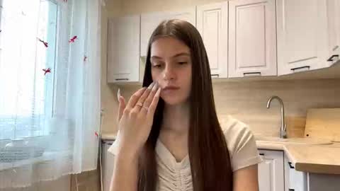 Sophie online show from 03.26.26