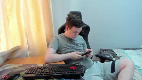 Snapshot of iliaskrislove chatting on 06.20.26 iliaskris online show from 06.20.26