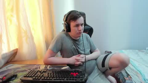 Snapshot of iliaskrislove chatting on 06.22.26 iliaskris online show from 06.22.26
