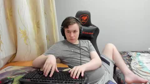 Snapshot of iliaskrislove chatting on 06.24.26 iliaskris online show from 06.24.26