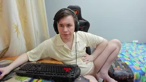 Snapshot of iliaskrislove chatting on 07.15.26 iliaskris online show from 07.15.26