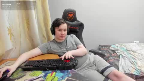 Snapshot of iliaskrislove chatting on 07.31.26 iliaskris online show from 07.31.26
