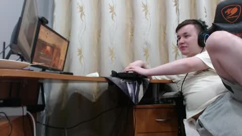 Snapshot of iliaskrisloveee chatting on 05.08.26 lord online show from 05.08.26