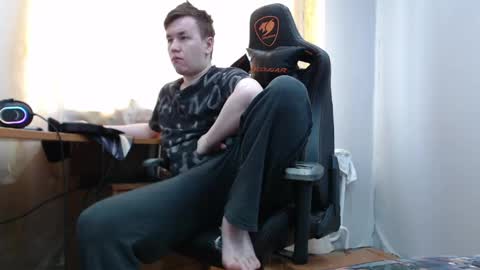Snapshot of iliaskrisloveee chatting on 05.26.26 lord online show from 05.26.26