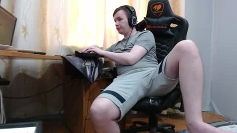 Snapshot of iliaskrisloveee chatting on 06.15.26 lord online show from 06.15.26