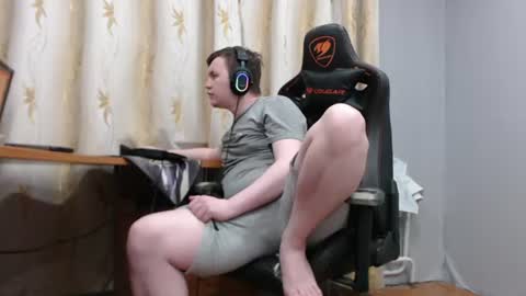 Snapshot of iliaskrisloveee chatting on 06.17.26 lord online show from 06.17.26
