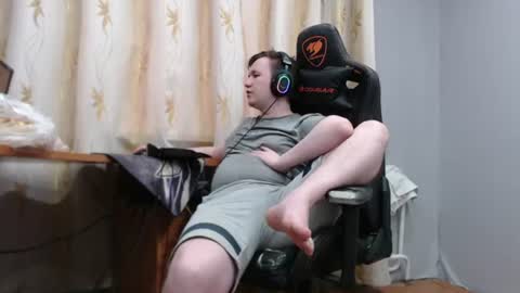 Snapshot of iliaskrisloveee chatting on 06.19.26 lord online show from 06.19.26
