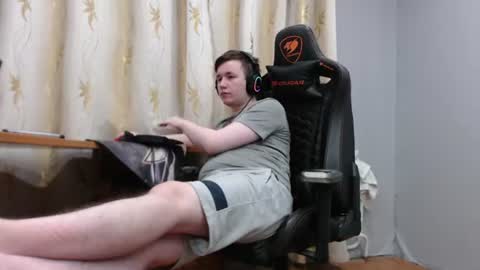 Snapshot of iliaskrisloveee chatting on 06.23.26 lord online show from 06.23.26