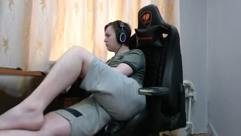 Snapshot of iliaskrisloveee chatting on 07.18.26 lord online show from 07.18.26