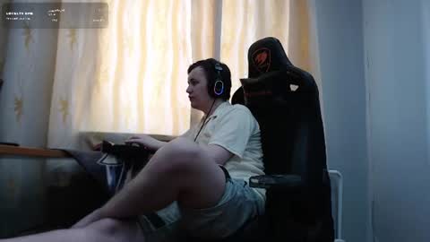 Snapshot of iliaskrisloveee chatting on 07.27.26 lord online show from 07.27.26