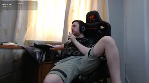 Snapshot of iliaskrisloveee chatting on 07.28.26 lord online show from 07.28.26