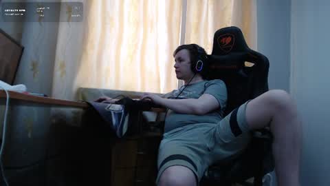 Snapshot of iliaskrisloveee chatting on 07.30.26 lord online show from 07.30.26