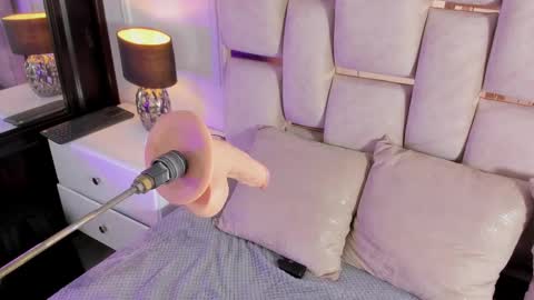 ILY   online show from 02.17.25