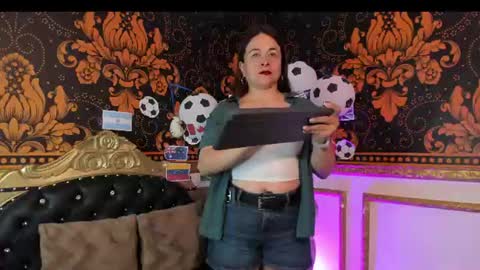 LILY online show from 06.25.26
